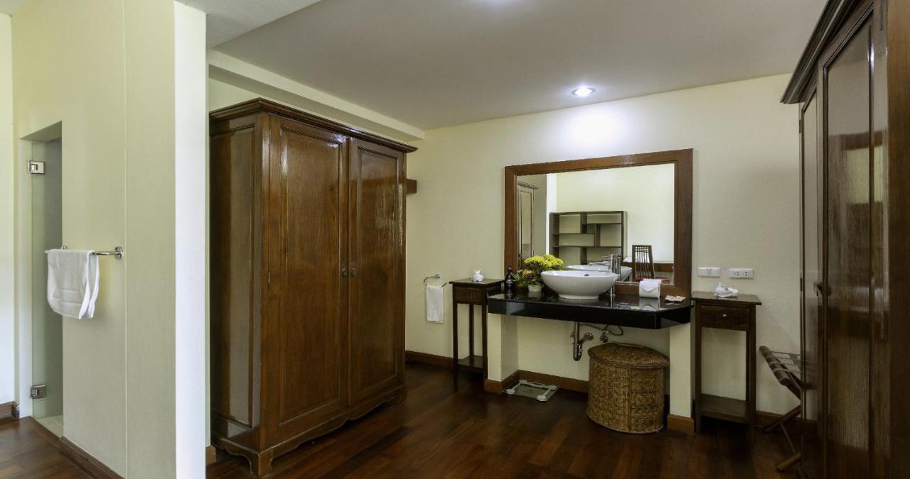 Villa Yoosook Patong Екстериор снимка