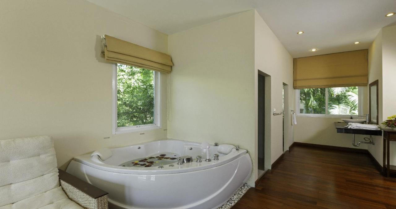 Villa Yoosook Patong Екстериор снимка